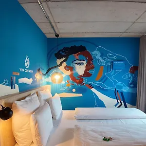 Отель Viva - Ein Haus Brunnen Baut, Гамбург